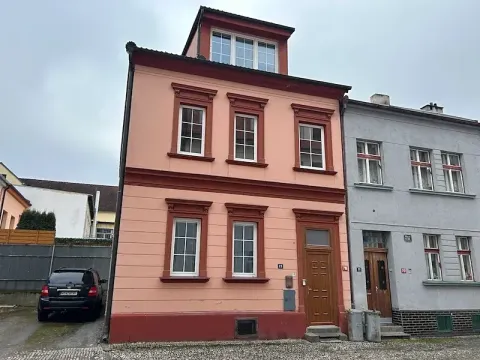 Pronájem bytu 2+1, Tábor, Kamarýtova, 59 m2