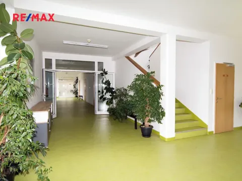 Pronájem kanceláře, Ústí nad Labem, náměstí Prokopa Velikého, 48 m2