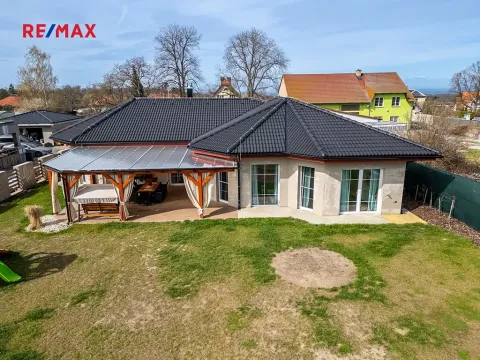Prodej rodinného domu, Kostelec nad Černými lesy, 140 m2
