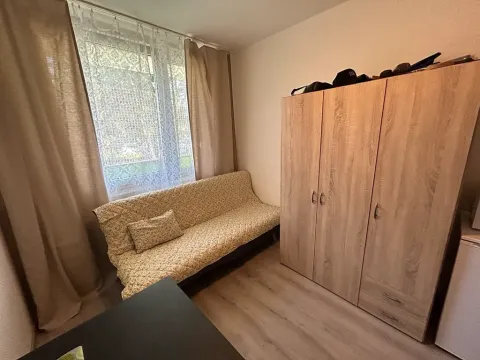 Pronájem bytu 1+kk, Kladno, Hřebečská, 20 m2