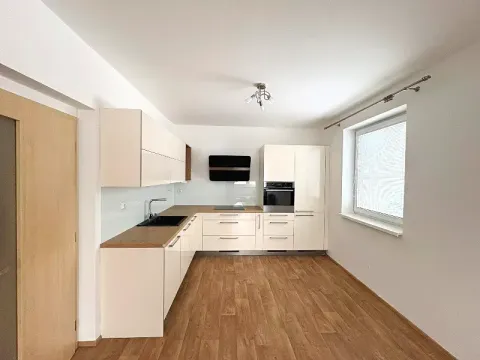 Pronájem bytu 2+kk, Vizovice, Tyršova, 54 m2