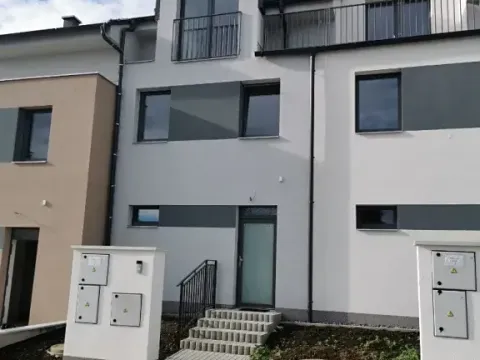 Pronájem rodinného domu, Praha - Třeboradice, Josefa Charváta, 97 m2