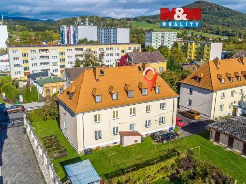 Prodej bytu 2+1, Cvikov - Cvikov II, Komenského, 48 m2