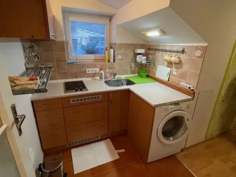 Pronájem bytu 1+kk, Třebotov, Karlštejnská, 30 m2