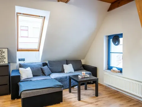 Pronájem bytu 1+kk, Hostinné, Dolní brána, 35 m2