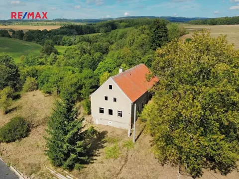 Prodej rodinného domu, Bochov, 300 m2