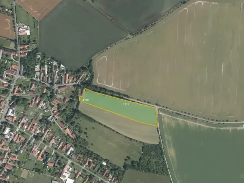 Prodej pole, Velenice, 25884 m2