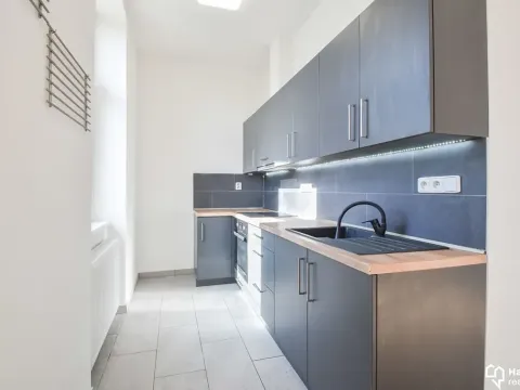 Pronájem bytu 2+kk, Olomouc, Jeremenkova, 48 m2