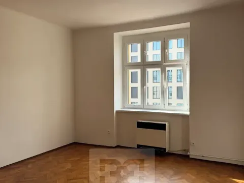 Pronájem bytu 2+1, Praha - Holešovice, 52 m2