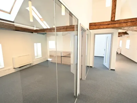 Pronájem kanceláře, Praha - Nové Město, Na příkopě, 215 m2