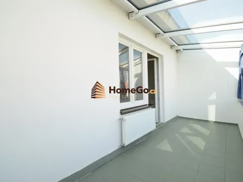 Pronájem bytu 1+kk, Praha - Nusle, Lounských, 50 m2