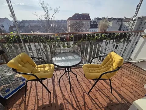 Pronájem bytu 2+1, Praha - Holešovice, 50 m2