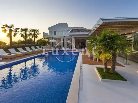 Prodej vily, Pag, Chorvatsko, 250 m2