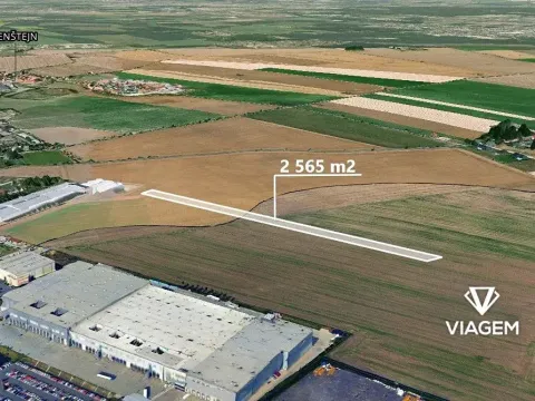 Prodej podílu pole, Radonice, 233 m2