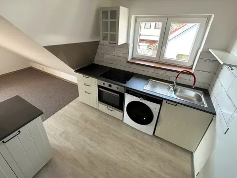 Pronájem bytu 1+kk, Humpolec, 38 m2