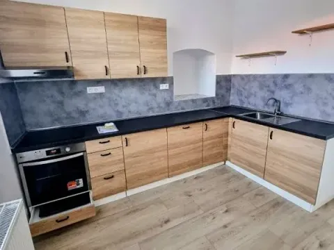 Pronájem bytu 3+1, Telč, Jihlavská, 86 m2