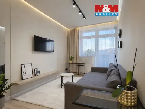 Prodej bytu 2+kk, Praha - Libeň, Českomoravská, 49 m2