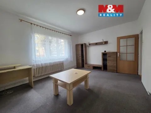 Pronájem bytu 2+1, Nová Role, Tovární, 60 m2
