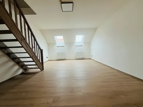 Pronájem bytu 3+kk, Praha, 90 m2