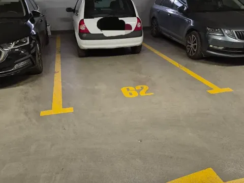 Prodej garážového stání, Praha - Žižkov, Kališnická, 15 m2