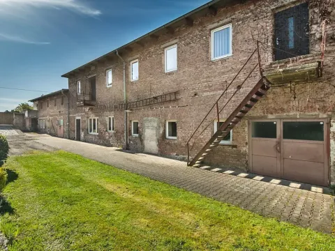 Prodej obchodního prostoru, Kolín, Roháčova, 340 m2