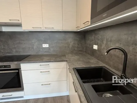 Pronájem bytu 2+kk, Rosice, Karla IV., 54 m2