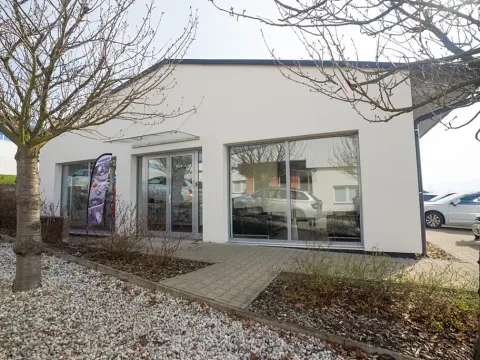 Pronájem kanceláře, Bystřany, Teplická, 420 m2