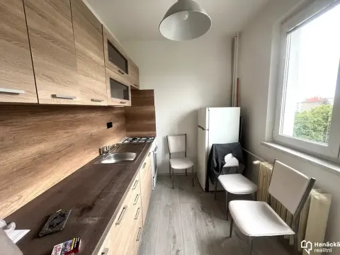 Pronájem bytu 2+1, Olomouc, tř. Kosmonautů, 54 m2