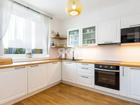 Prodej bytu 3+1, Ostrava, náměstí Václava Vacka, 77 m2