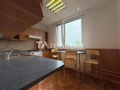 Pronájem bytu 2+1, Orlová, Lesní, 55 m2