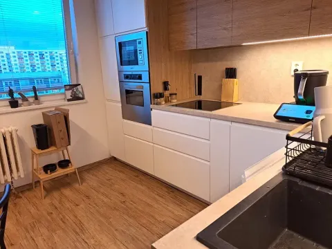 Pronájem bytu 3+1, Hradec Králové, Pod Zámečkem, 81 m2