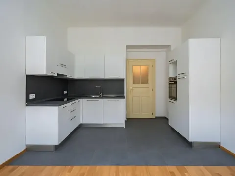 Pronájem bytu 2+kk, Praha - Bubeneč, Kamenická, 52 m2