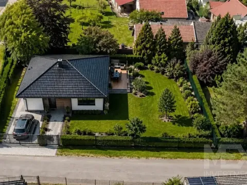 Prodej pozemku pro bydlení, Zásmuky, Pod Sokolovnou, 610 m2