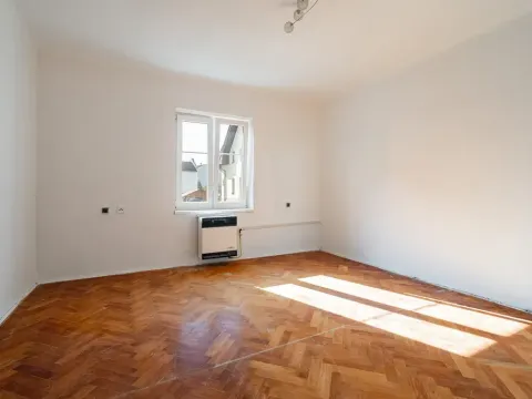 Prodej bytu 3+kk, Hradec Králové, Sadovská, 78 m2