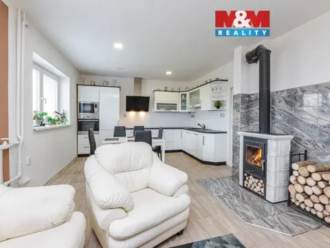 Prodej rodinného domu, Ostřetín, 160 m2