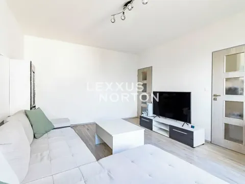 Pronájem bytu 2+1, Praha - Vršovice, Moldavská, 56 m2