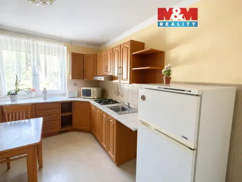 Pronájem bytu 2+1, Kladno, Petrohradská, 53 m2