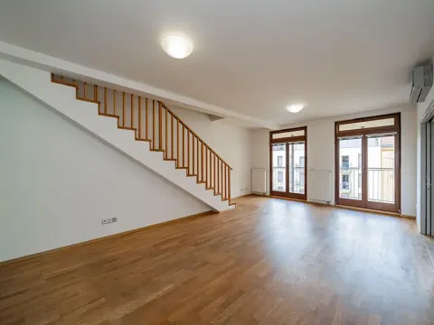 Pronájem kanceláře, Praha - Smíchov, Štefánikova, 168 m2
