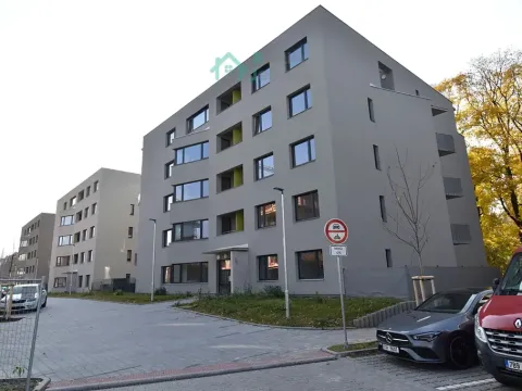 Pronájem bytu 3+kk, Chrudim, V Hliníkách, 80 m2