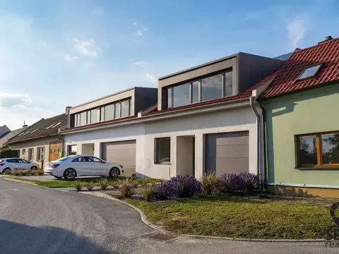 Prodej rodinného domu, Doubravice nad Svitavou, náměstí Svobody, 156 m2