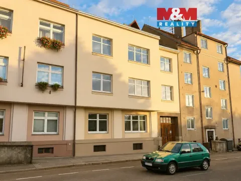 Pronájem bytu 1+kk, Písek - Budějovické Předměstí, Mírové nám., 27 m2