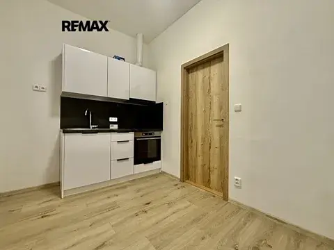 Pronájem bytu 2+1, Plzeň, Klatovská třída, 50 m2