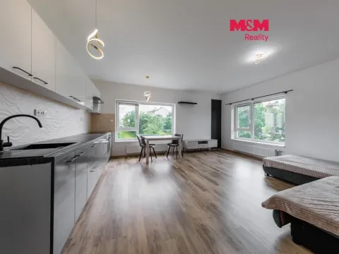 Pronájem bytu 3+kk, Karlovy Vary - Bohatice, Dubová, 67 m2