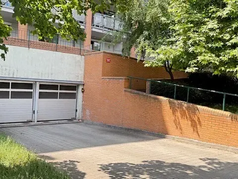 Pronájem garážového stání, Praha - Dejvice, Paťanka, 13 m2