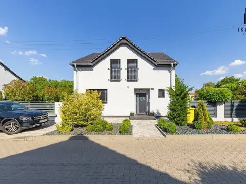 Prodej rodinného domu, Holasice, Čtvrtě, 136 m2