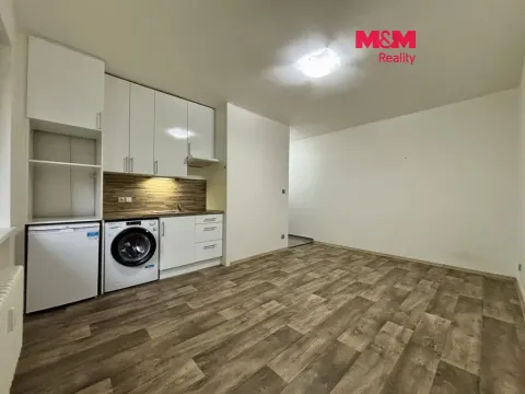 Prodej bytu 1+kk, Ostrava - Poruba, Ukrajinská, 25 m2