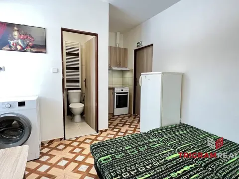 Pronájem bytu 1+kk, Hradec Králové - Plotiště nad Labem, 14 m2
