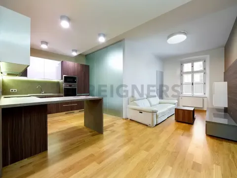 Pronájem bytu 3+kk, Brno, Jakubská, 82 m2