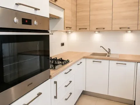 Pronájem bytu 2+1, Frýdek-Místek, 28. října, 52 m2