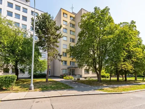 Prodej bytu 3+1, Praha - Bohnice, Dolákova, 72 m2